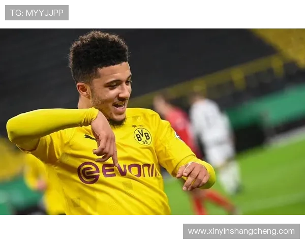 主场球迷面前桑乔再次火力全开