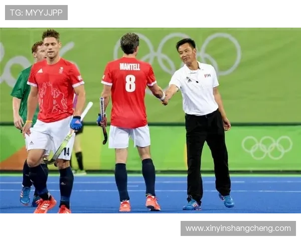 中国裁判董方雨:有信心执法FIFA决赛 中国裁判董方雨:有信心执法FIFA决赛